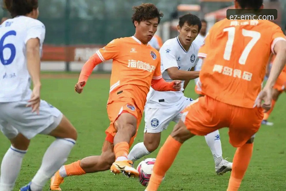 青岛海牛3-1力克上海海港深度评测：13年等待的胜利，易倍体育独家视角解析